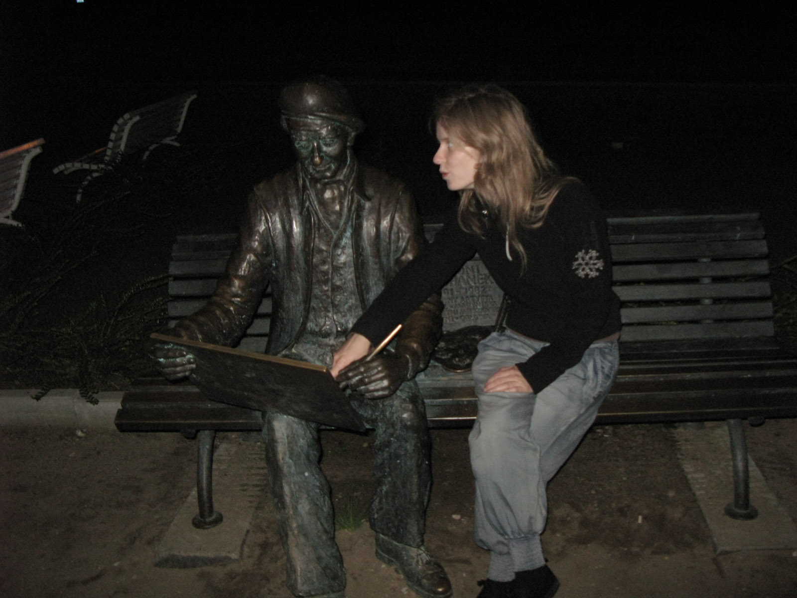Hanne with marine painter Antoni Suchanek in Gdynia OrÅ‚owo